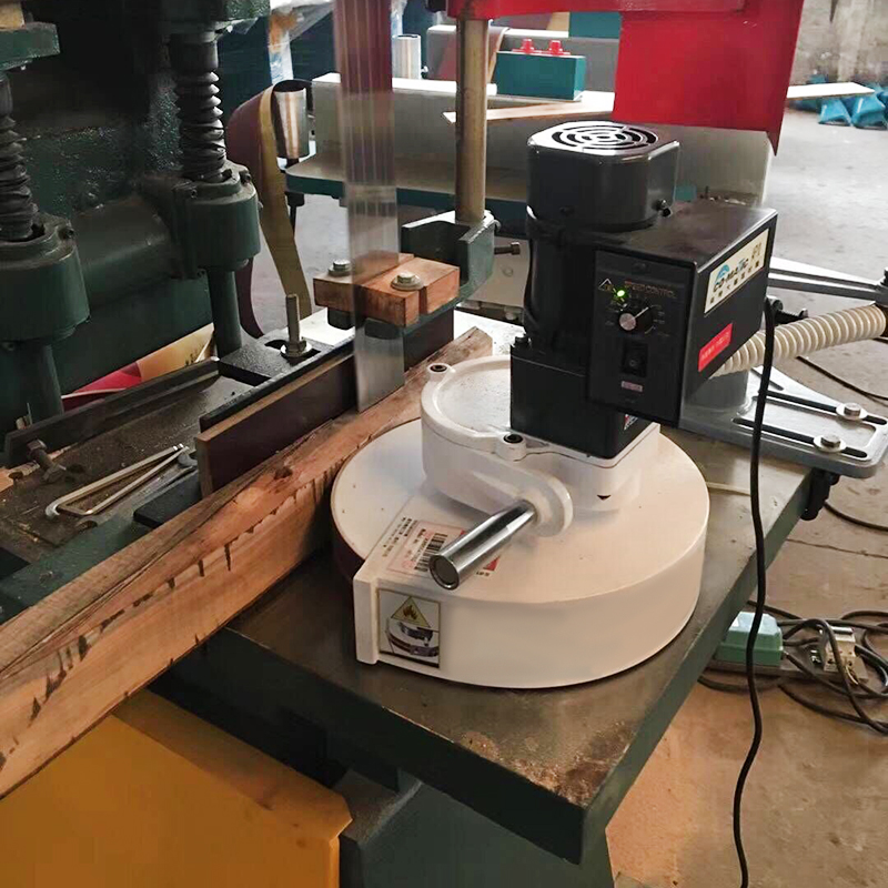 Автоматический податчик древес – обзор и цена Woodworking Company
